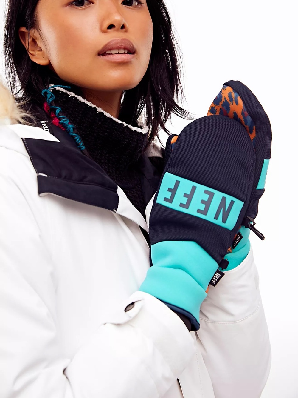 NEFF • Ripper Mittens - Picture 2 of 13